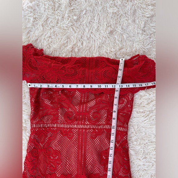 STYLESTALKER Stella Midi Dress off shoulder lace back zip slit red size M - Picture 8 of 11